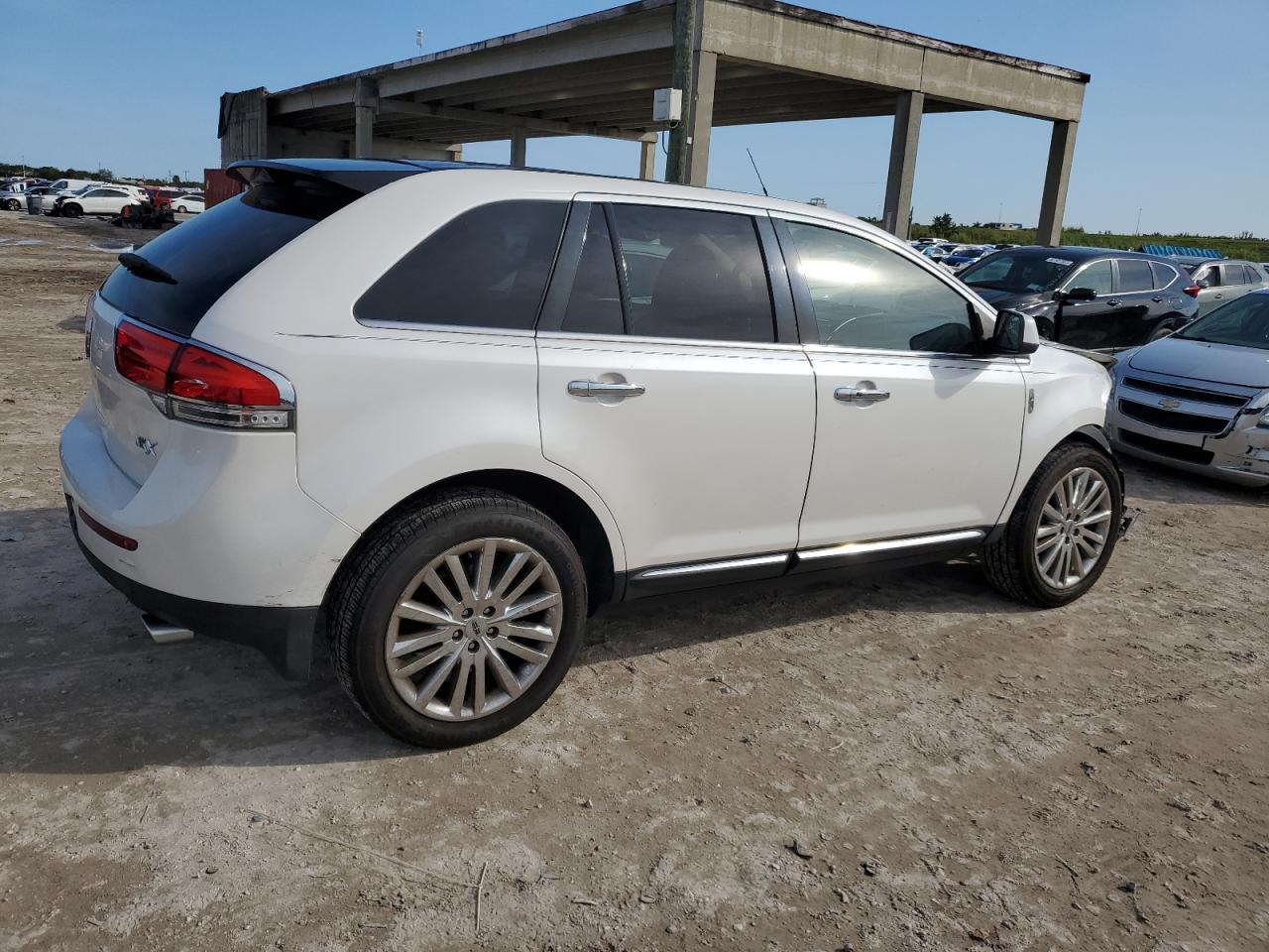 Изображение 3 2011 LINCOLN MKX  2011 с VIN 2LMDJ6JK5BBJ15583