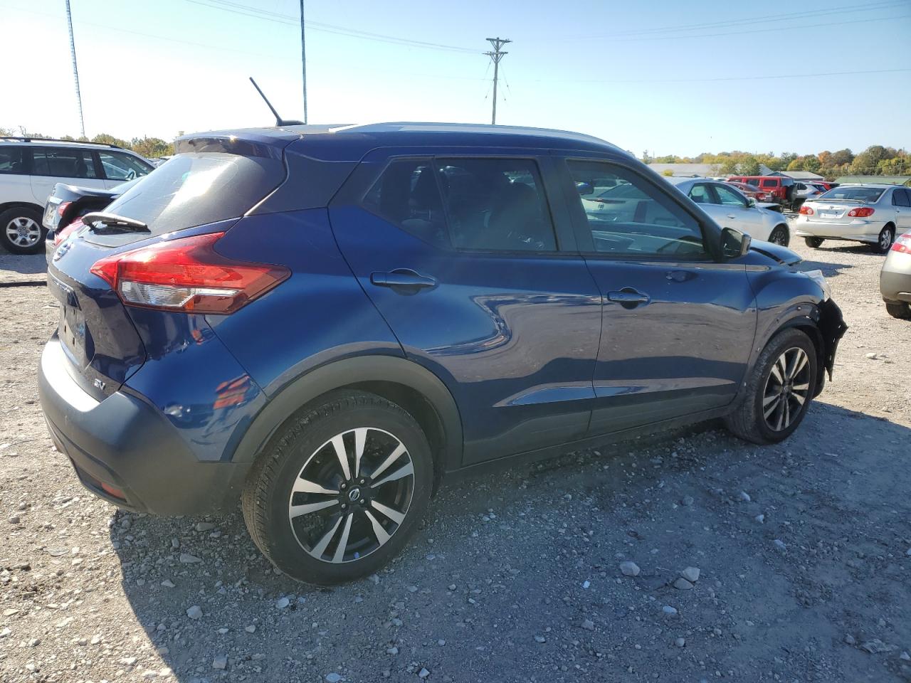 Obraz 3 z 2019 NISSAN KICKS S 2019 z VIN 3N1CP5CU0KL529591