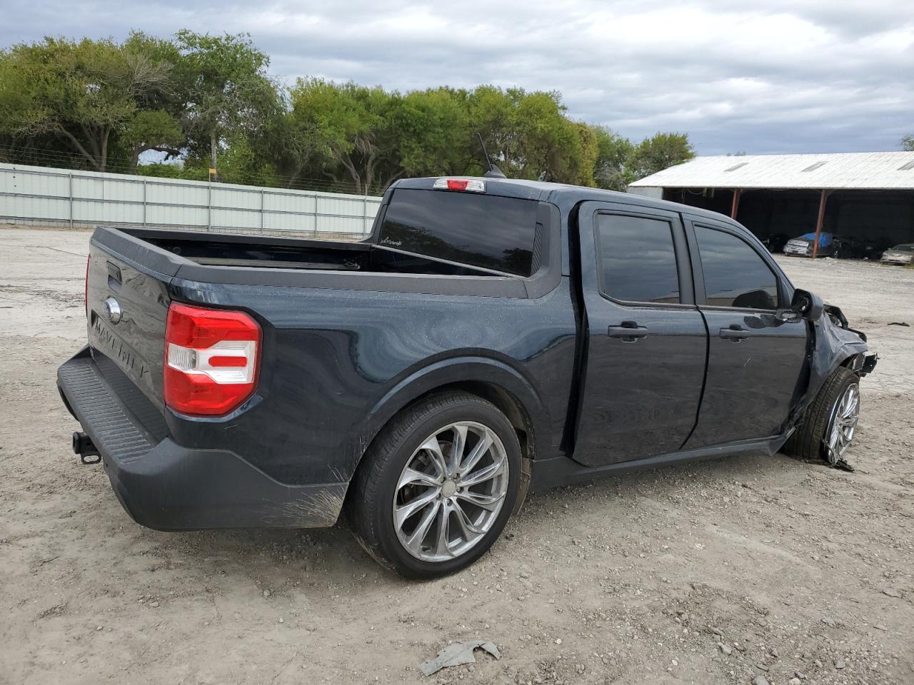 Image 3 of 2023 FORD MAVERICK XL 2023 with VIN 3FTTW8E92PRA02800