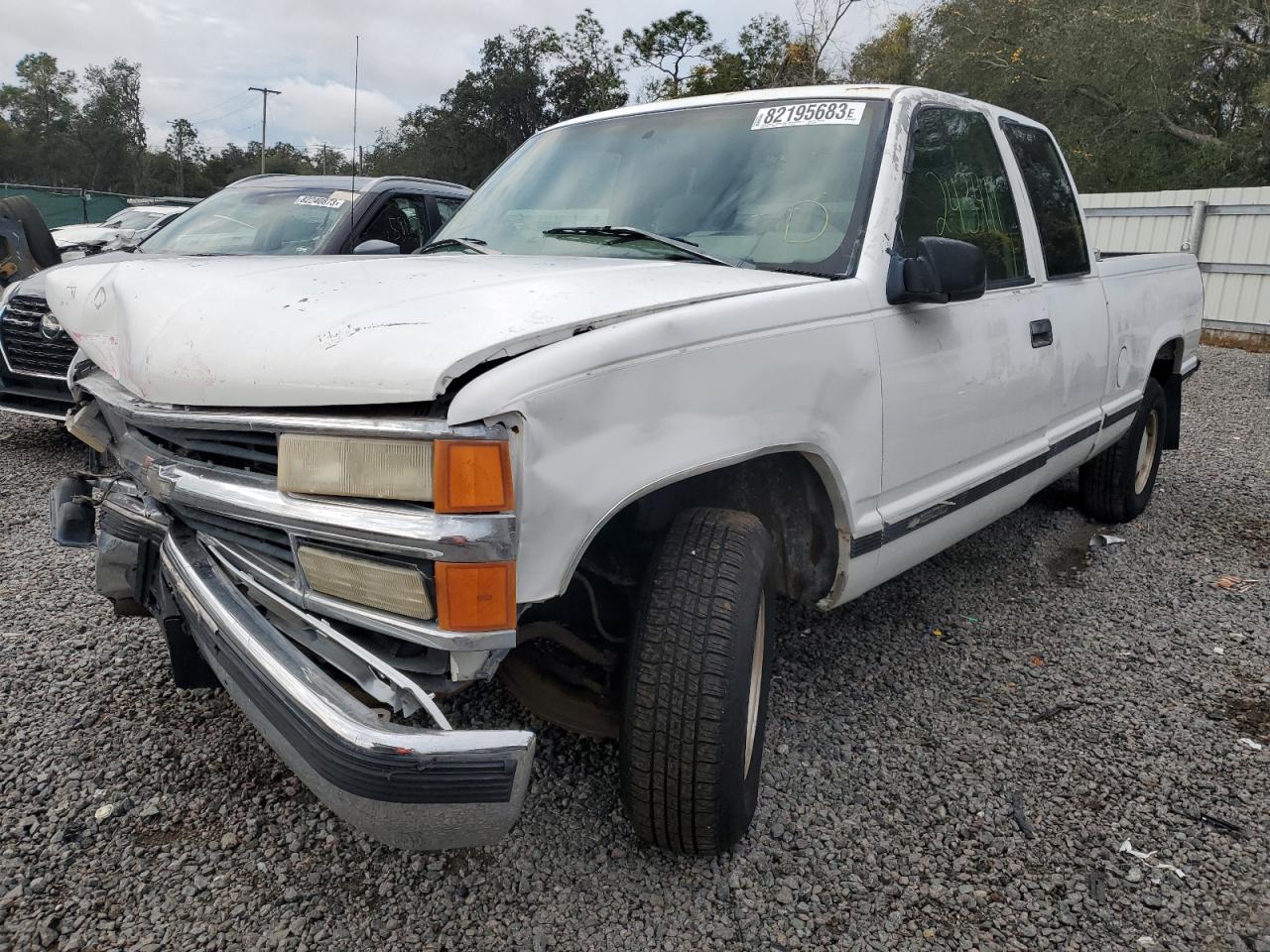 Image 1 of 1998 CHEVROLET GMT-400 C1500 1998 with VIN 2GCEC19R1W1101419