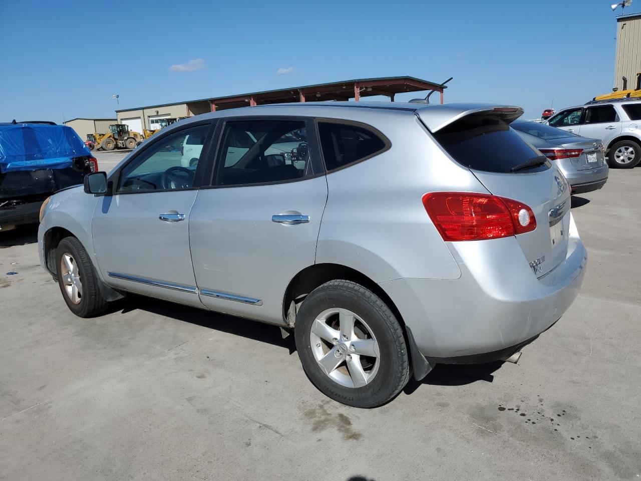 Image 2 of 2013 NISSAN ROGUE S 2013 with VIN JN8AS5MT5DW501294