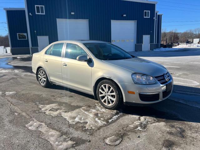 Image 1 of 2010 VOLKSWAGEN JETTA SE 2010 with VIN 3VWRZ7AJ9AM044006