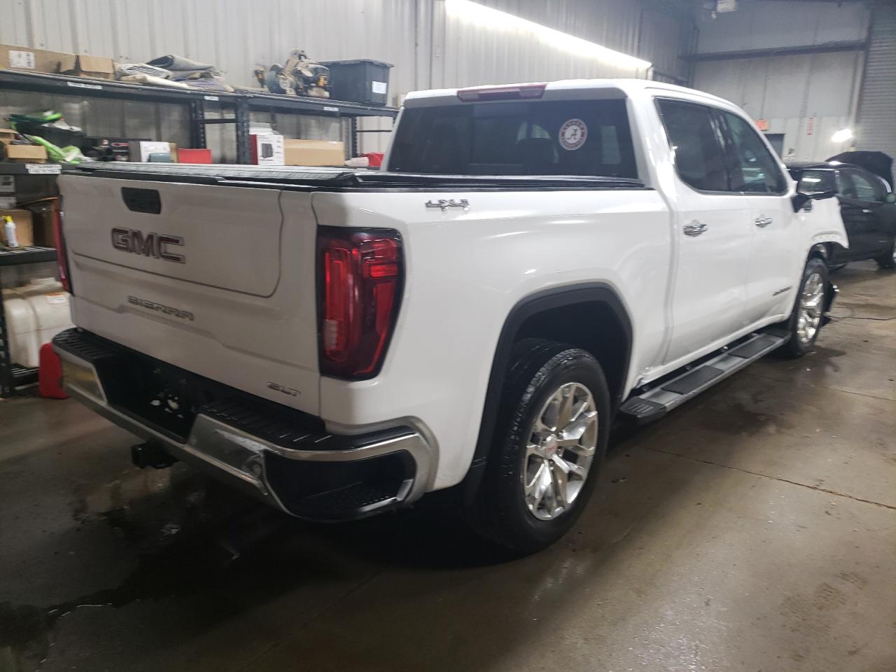 Image 3 of 2021 GMC SIERRA K1500 SLT 2021 with VIN 3GTU9DED8MG160767