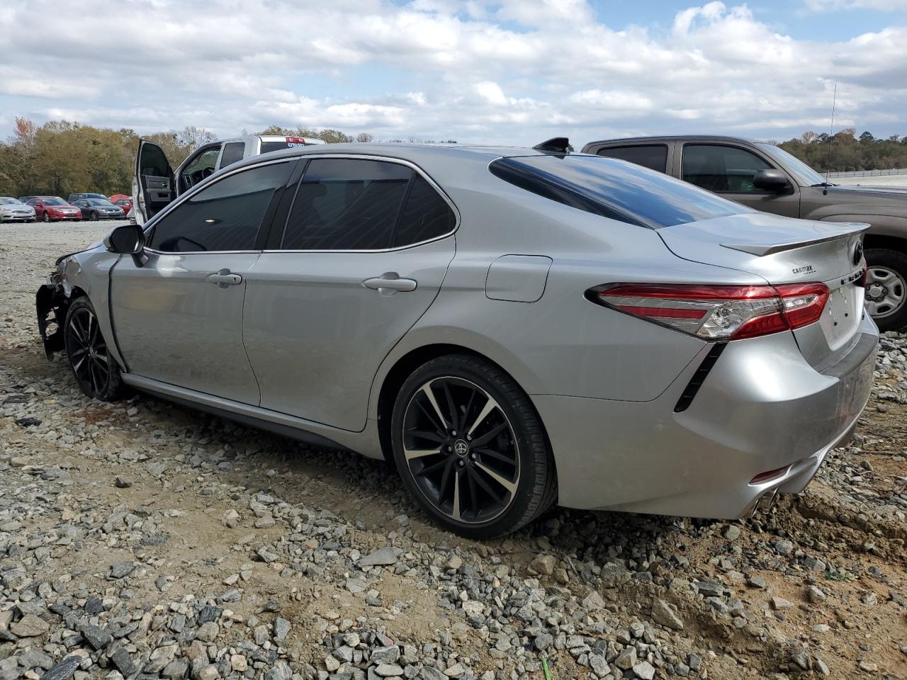 Obraz 2 z 2019 TOYOTA CAMRY XSE 2019 z VIN 4T1B61HK7KU821283
