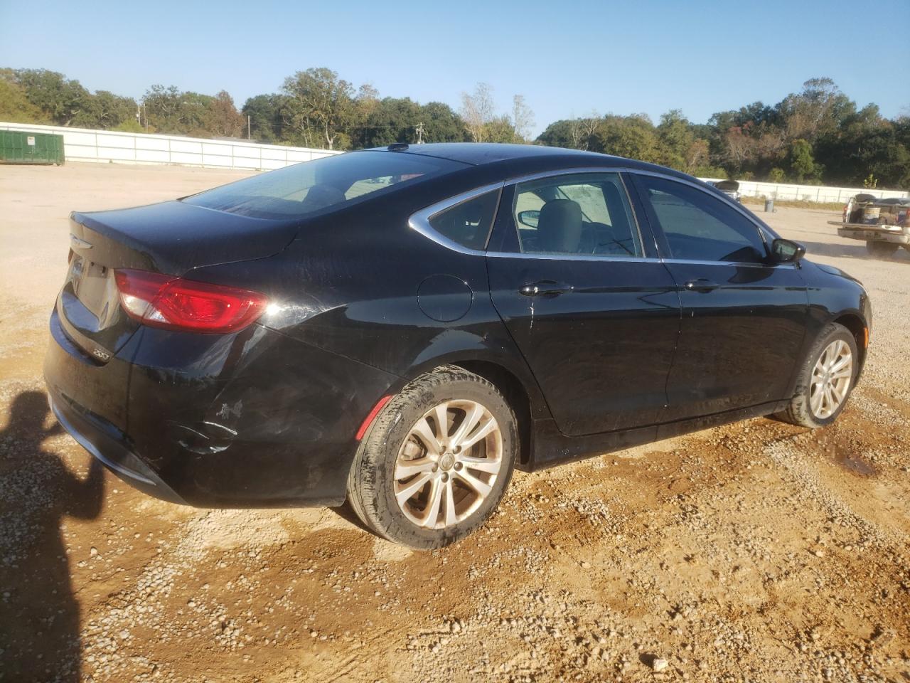Image 3 of 2015 CHRYSLER 200 LIMITED 2015 with VIN 1C3CCCAB2FN723953