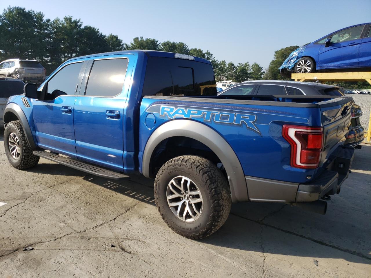 Image 2 of 2018 FORD F150 RAPTOR 2018 with VIN 1FTFW1RG9JFB80687