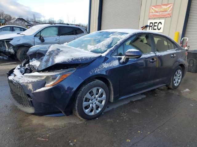Image 1 of 2020 TOYOTA COROLLA LE 2020 with VIN JTDEPRAE1LJ102745