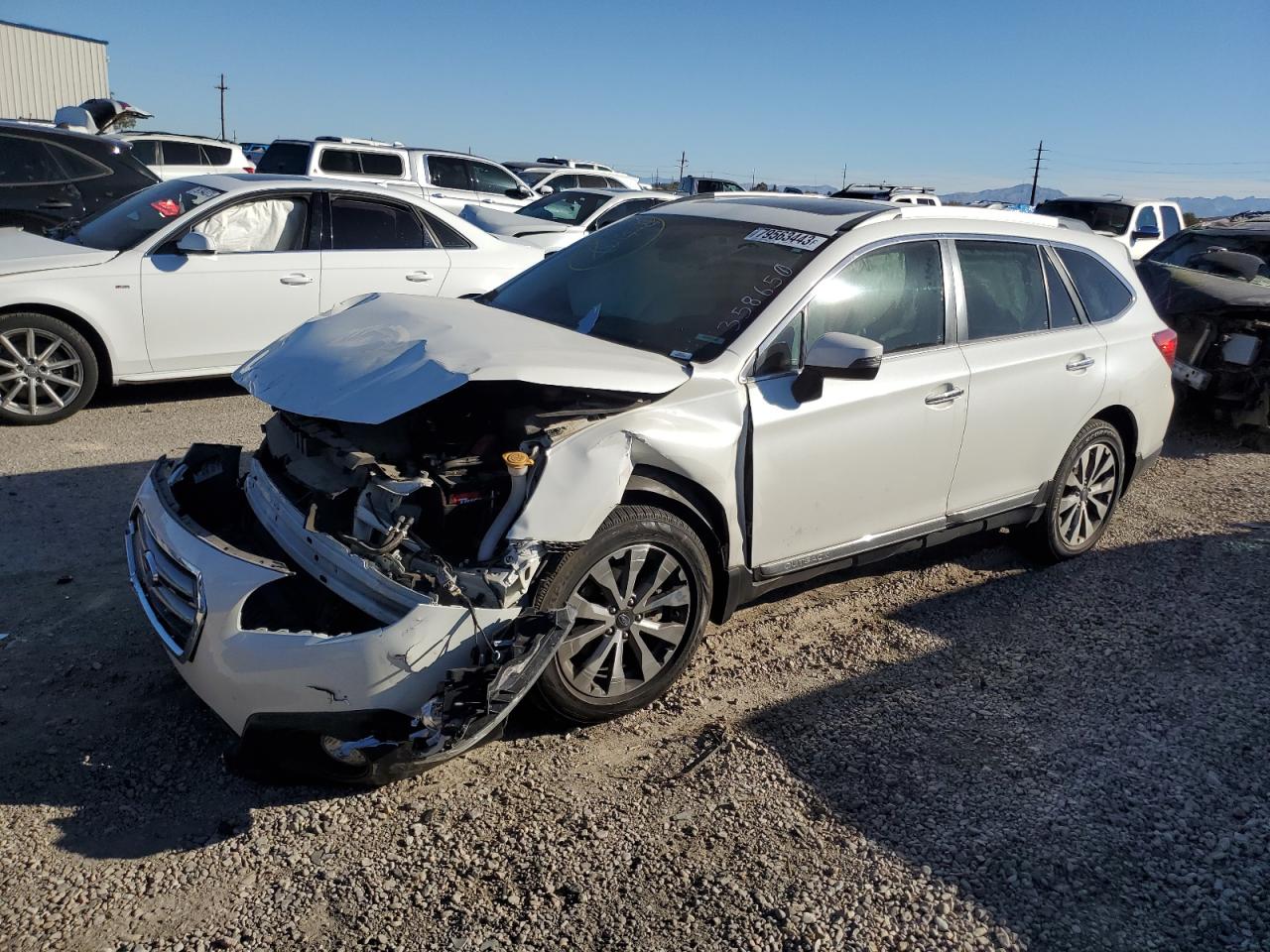 Изображение 1 2017 SUBARU OUTBACK TOURING 2017 с VIN 4S4BSATC1H3358650