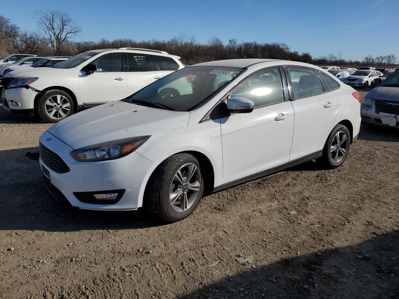 Image 1 of 2018 FORD FOCUS SE 2018 with VIN 1FADP3FE1JL246675