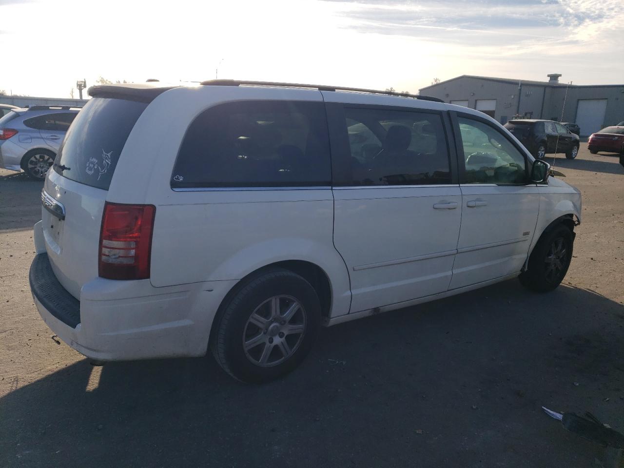 Изображение 3 2008 CHRYSLER TOWN & COUNTRY TOURING 2008 с VIN 2A8HR54P38R717192