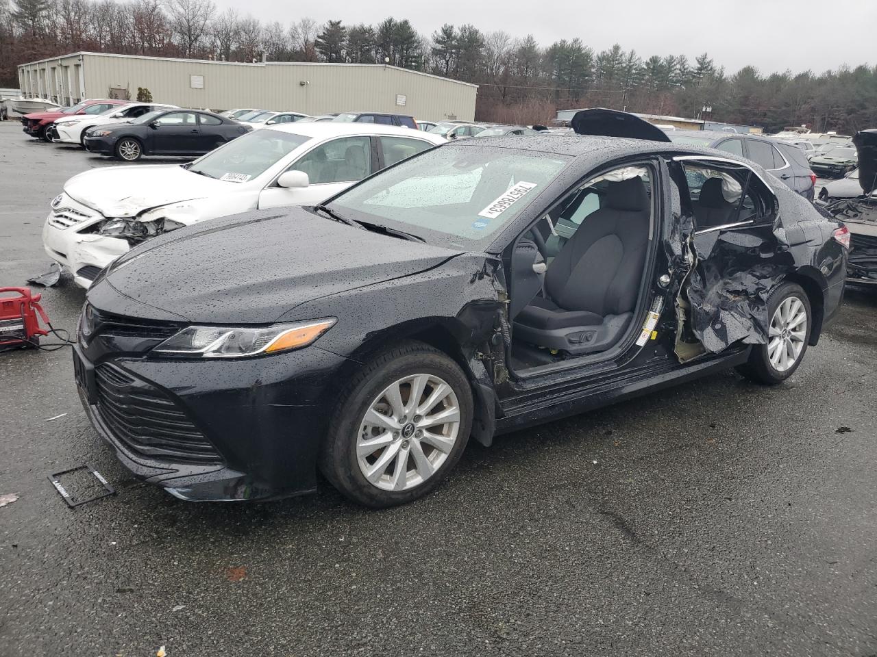 Изображение 1 2019 TOYOTA CAMRY L 2019 с VIN 4T1B11HK3KU187744