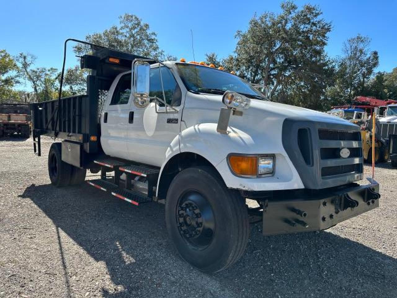 Image 1 of 2008 FORD F750 SUPER DUTY 2008 with VIN 3FRXW75S68V633656