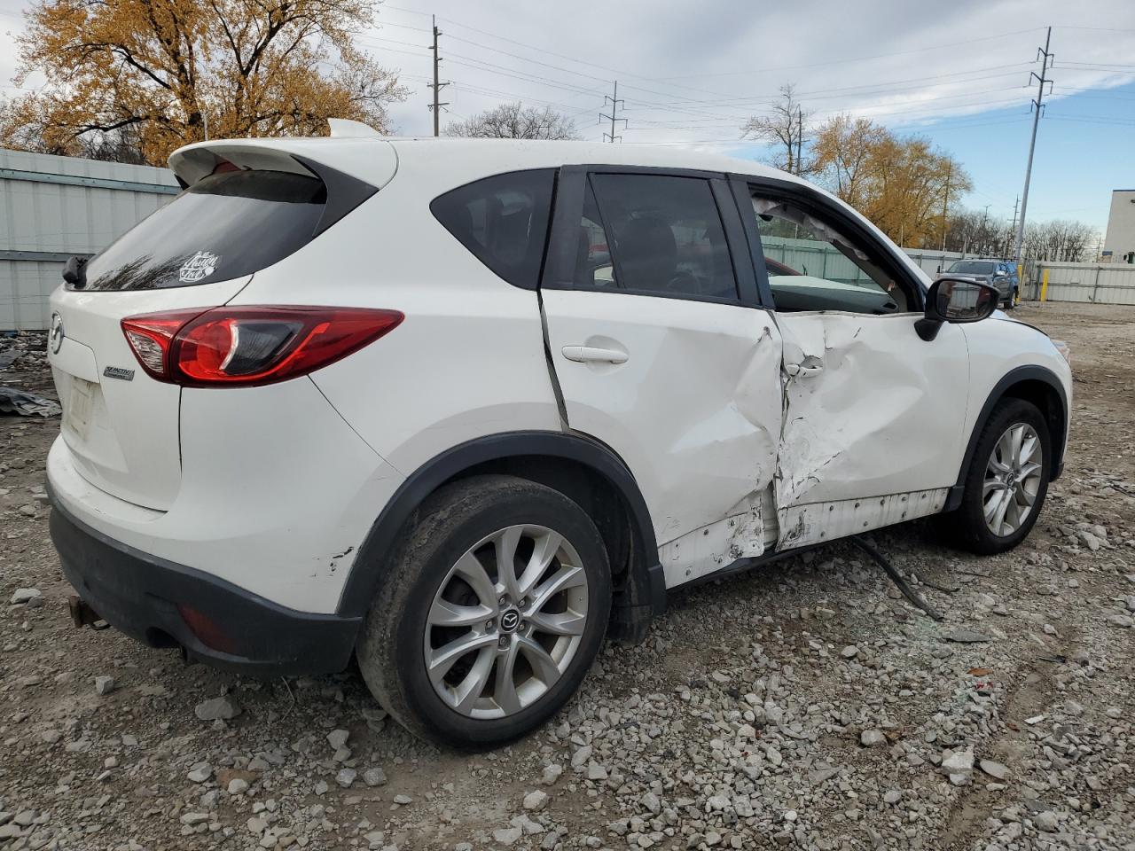 Obraz 3 z 2015 MAZDA CX-5 GT 2015 z VIN JM3KE4DY1F0470913