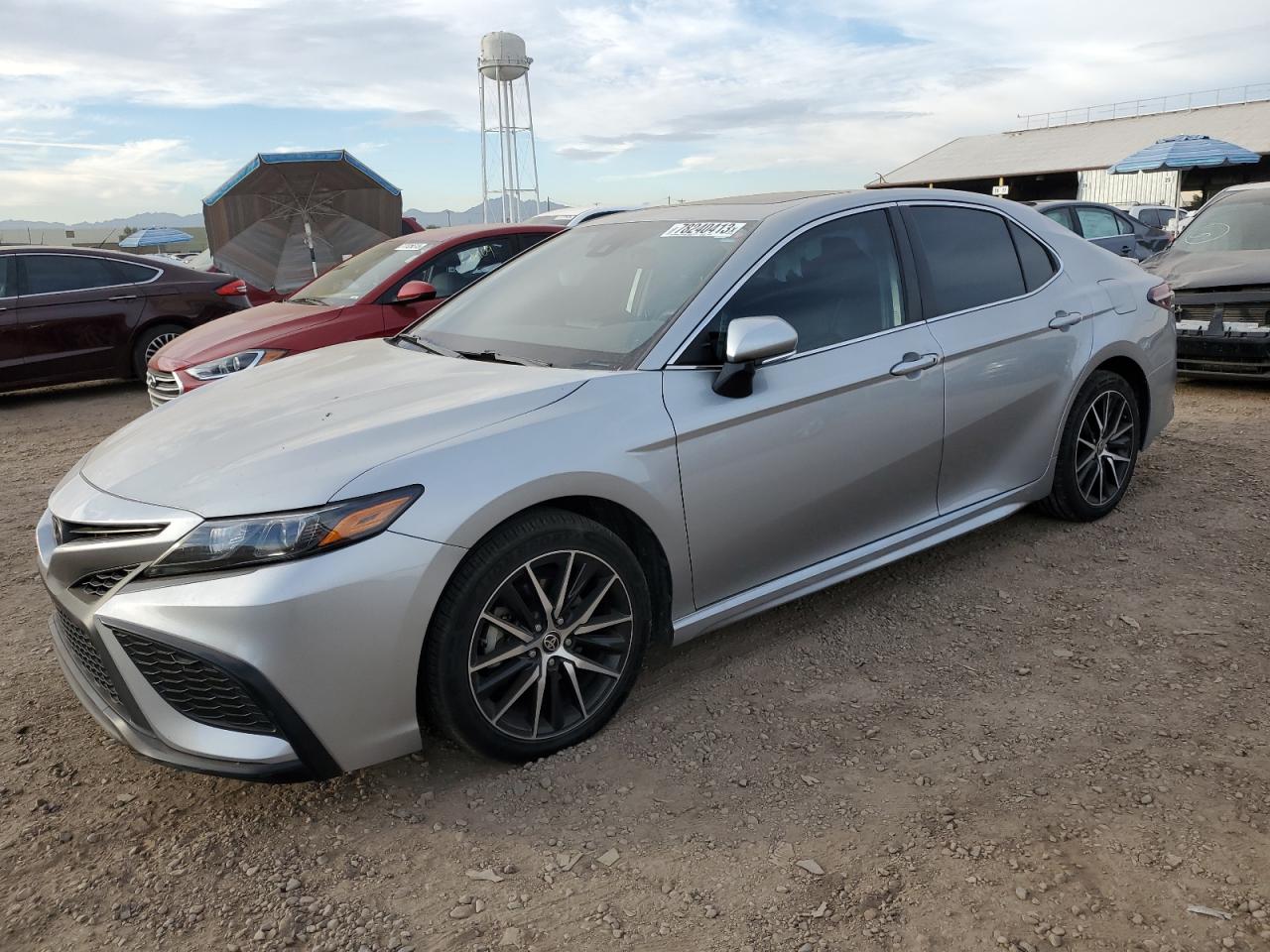 Obraz 1 z 2021 TOYOTA CAMRY SE 2021 z VIN 4T1T11AK3MU495496