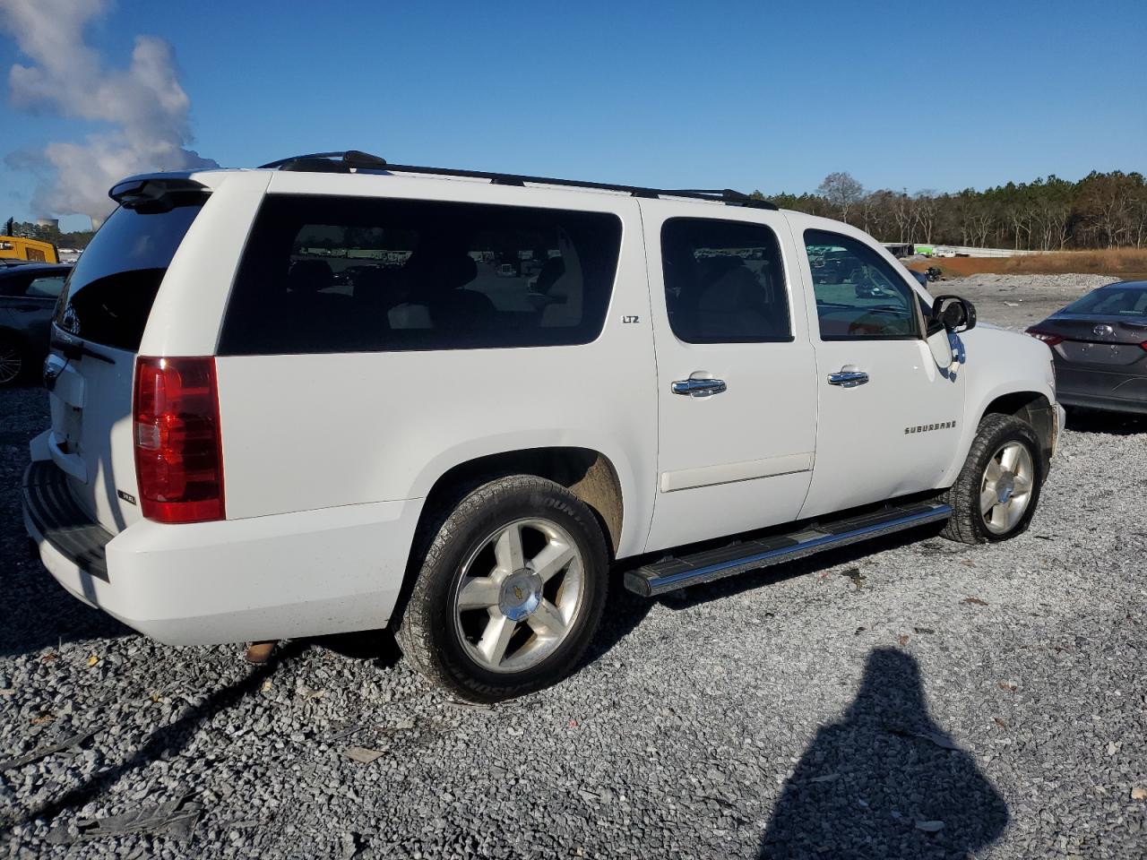 Изображение 3 2007 CHEVROLET SUBURBAN K1500 2007 с VIN 3GNFK16337G309132