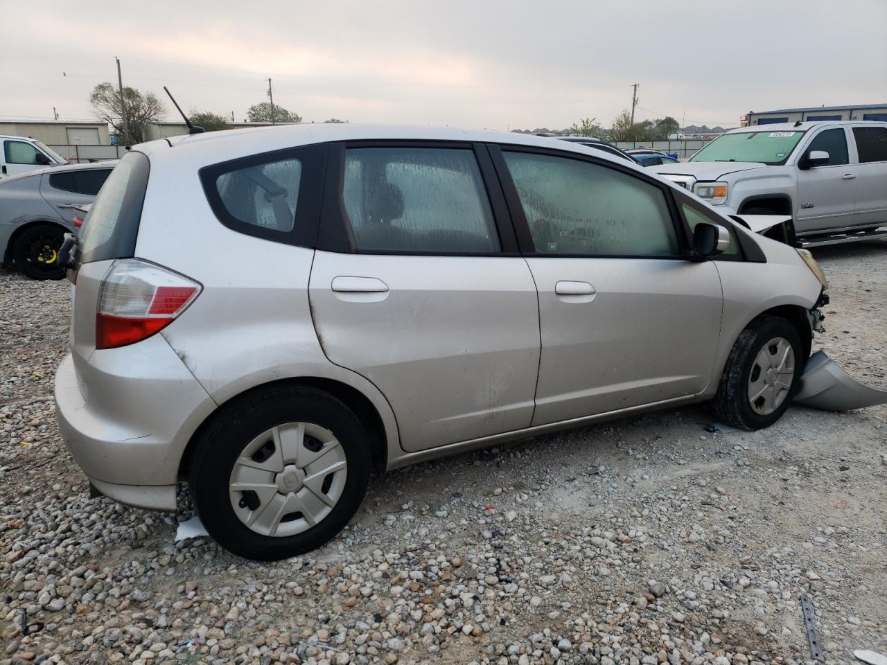 Image 3 of 2013 HONDA FIT  2013 with VIN JHMGE8H35DC020907