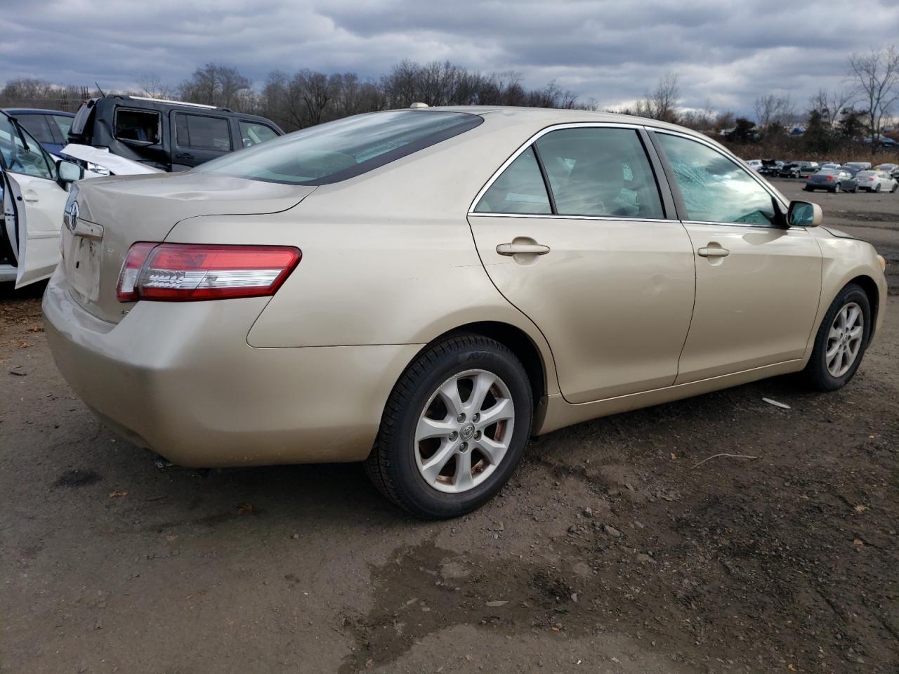 Image 3 of 2011 TOYOTA CAMRY BASE 2011 with VIN 4T4BF3EK0BR093974