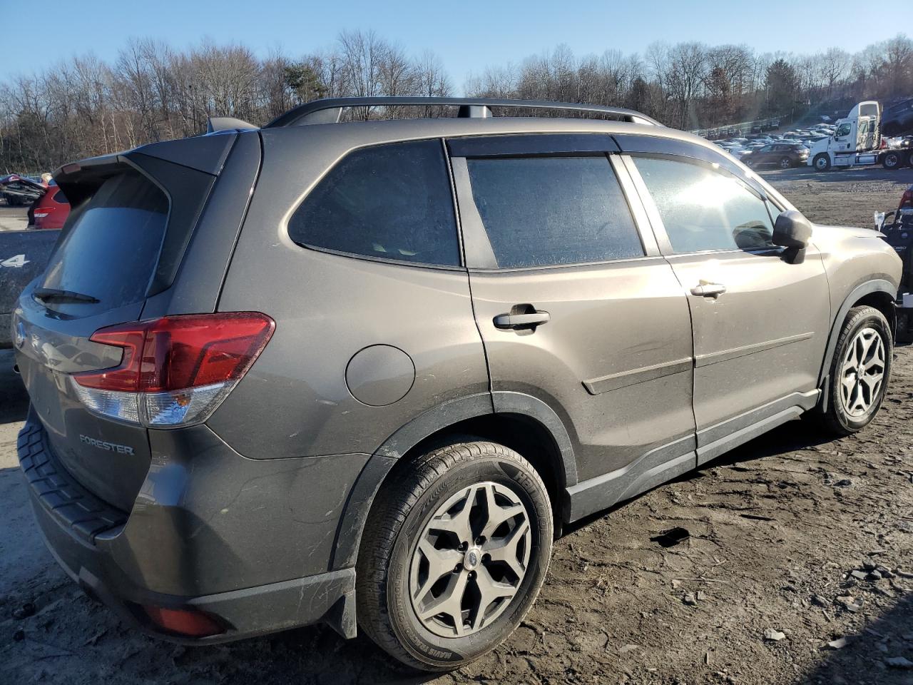 Image 3 of 2021 SUBARU FORESTER PREMIUM 2021 with VIN JF2SKAFC3MH475466