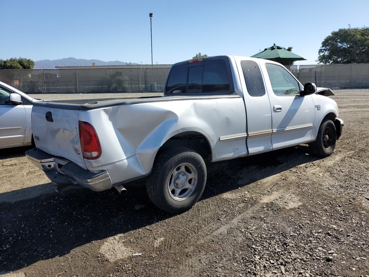 Изображение 3 1998 FORD F150  1998 с VIN 1FTZX17W1WKC30081