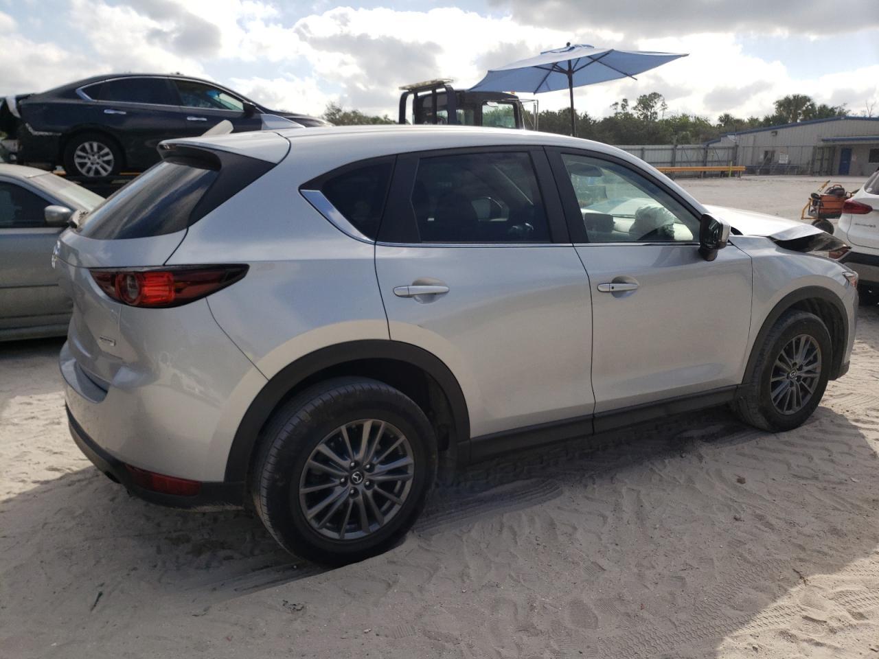 Image 3 of 2017 MAZDA CX-5 TOURING 2017 with VIN JM3KFACL6H0180042