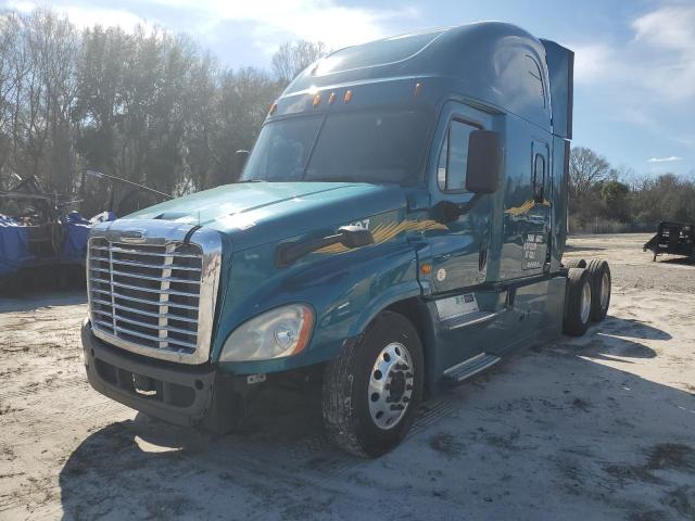 Image 2 of 2015 FREIGHTLINER CASCADIA 125  2015 with VIN 3AKJGLD54FSFN3197