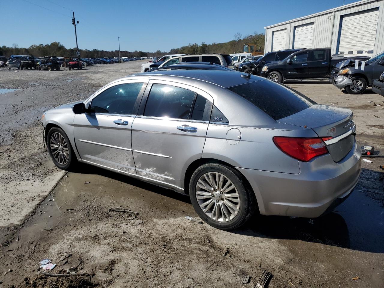 Изображение 2 2013 CHRYSLER 200 LIMITED 2013 с VIN 1C3CCBCG8DN711371