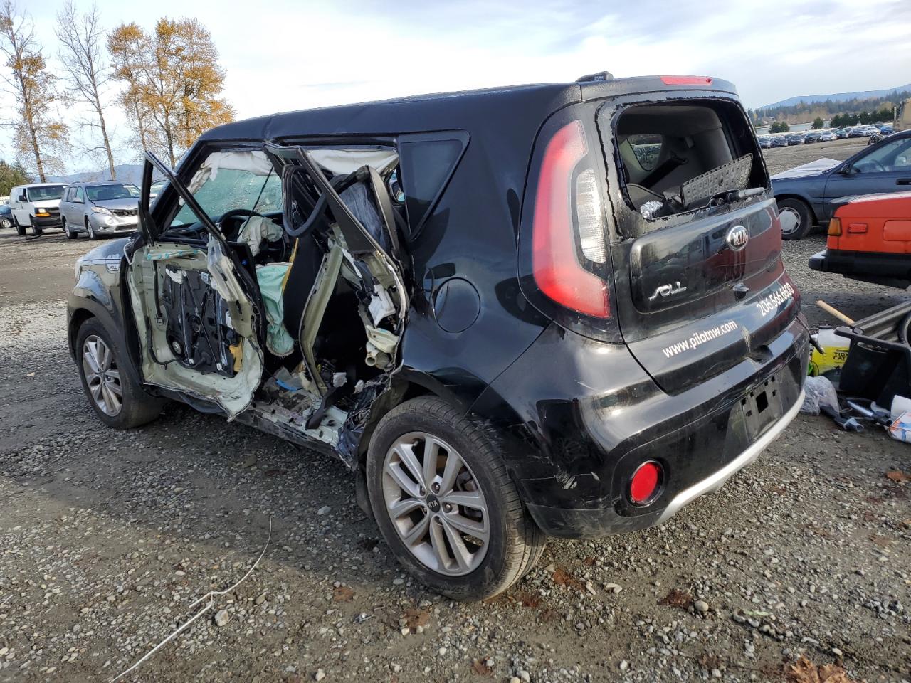 Изображение 2 2017 KIA SOUL + 2017 с VIN KNDJP3A51H7454837