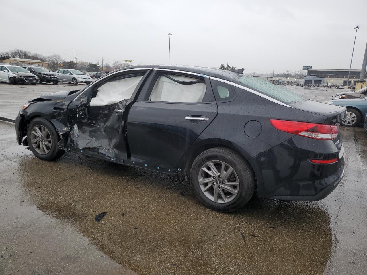 Изображение 2 2019 KIA OPTIMA LX 2019 с VIN 5XXGT4L35KG345707