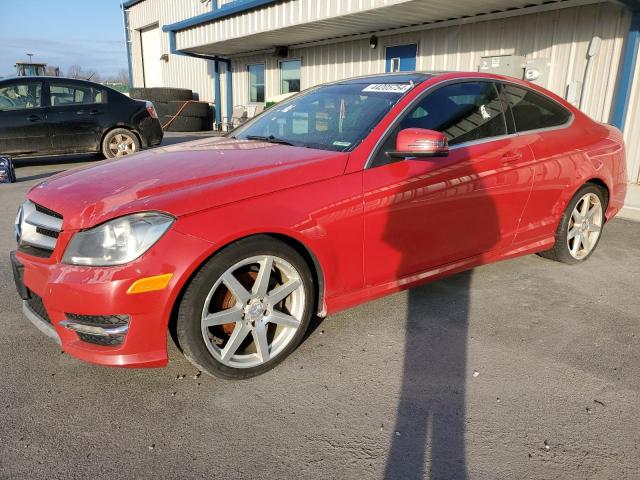Image 1 of 2012 MERCEDES-BENZ C 250 2012 with VIN WDDGJ4HB3CF764215