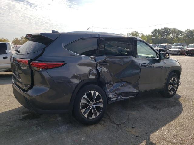 Image 3 of 2021 TOYOTA HIGHLANDER XLE 2021 with VIN 5TDGZRBH7MS114365