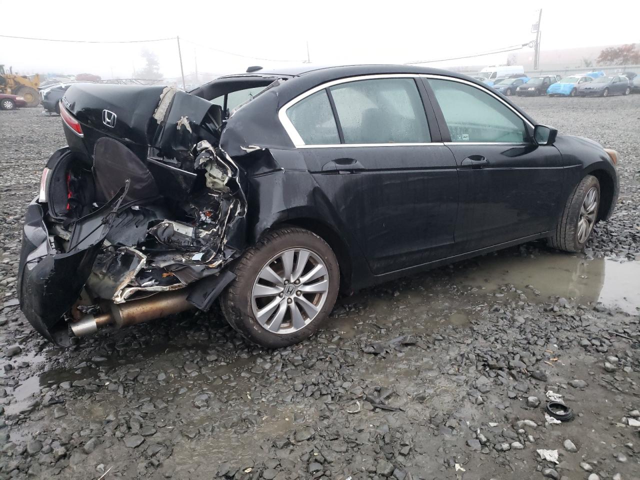 Image 3 of 2011 HONDA ACCORD EXL 2011 with VIN 1HGCP2F83BA121489