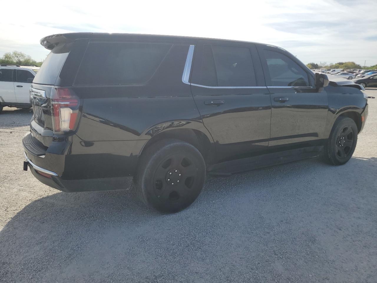 Image 3 of 2022 CHEVROLET TAHOE C1500 2022 with VIN 1GNSCLED7NR144992