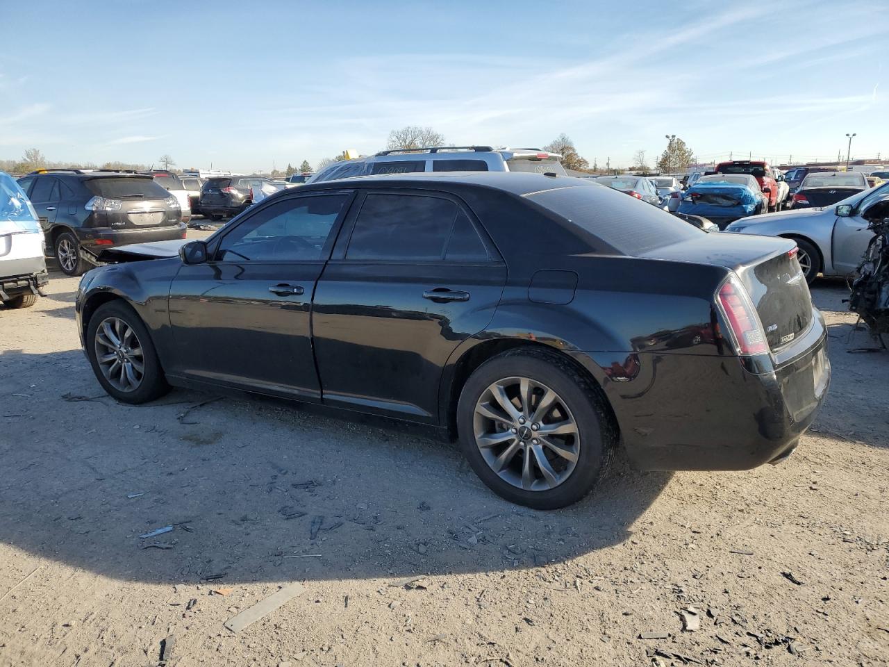 Изображение 2 2014 CHRYSLER 300 S 2014 с VIN 2C3CCAGG8EH381438