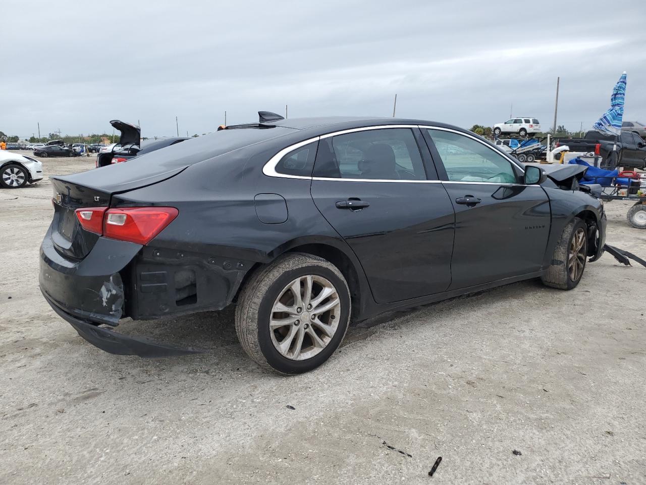 Изображение 3 2018 CHEVROLET MALIBU LT 2018 с VIN 1G1ZD5ST5JF172113