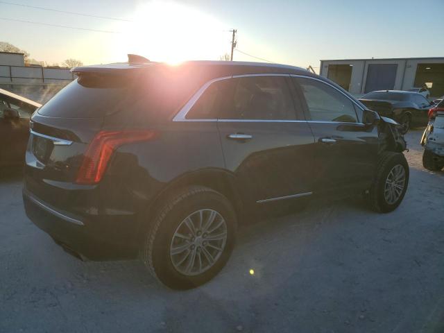 Image 3 of 2018 CADILLAC XT5 LUXURY 2018 with VIN 1GYKNCRS2JZ174661