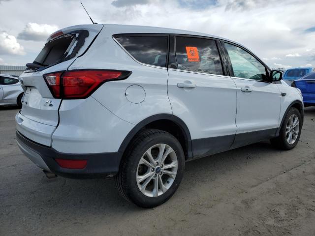 Image 3 of 2019 FORD ESCAPE SE 2019 with VIN 1FMCU9GD9KUB68564