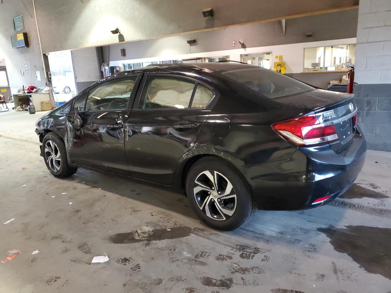 Obraz 2 z 2015 HONDA CIVIC LX 2015 z VIN 19XFB2F51FE014315