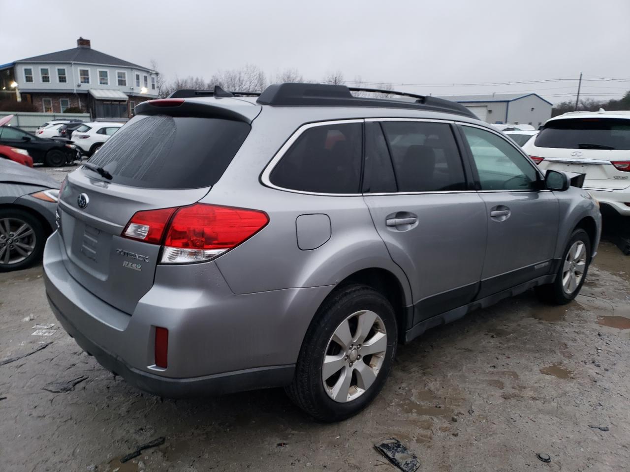 Obraz 3 z 2011 SUBARU OUTBACK 2.5I LIMITED 2011 z VIN 4S4BRBKC8B3349700