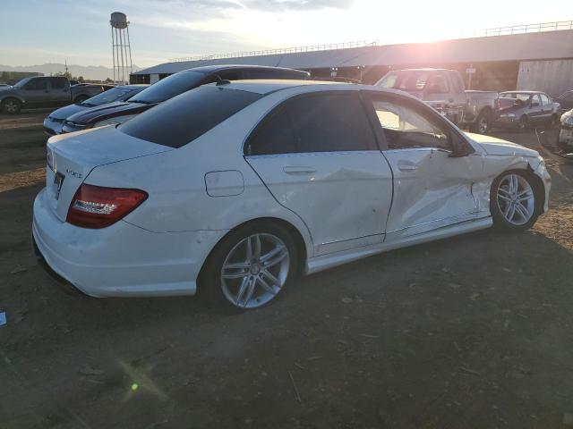 Изображение 3 2012 MERCEDES-BENZ C 300 4MATIC 2012 с VIN WDDGF8BB3CA648236