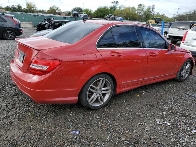 Obraz 3 z 2014 MERCEDES-BENZ C 250 2014 z VIN WDDGF4HB6EG233086
