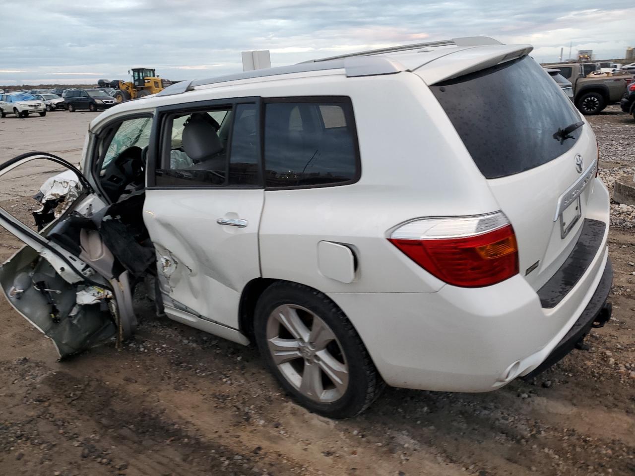 Изображение 2 2010 TOYOTA HIGHLANDER LIMITED 2010 с VIN 5TDDK3EH3AS015733