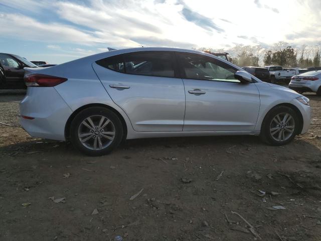 Image 3 of 2017 HYUNDAI ELANTRA SE 2017 with VIN KMHD84LFXHU075158