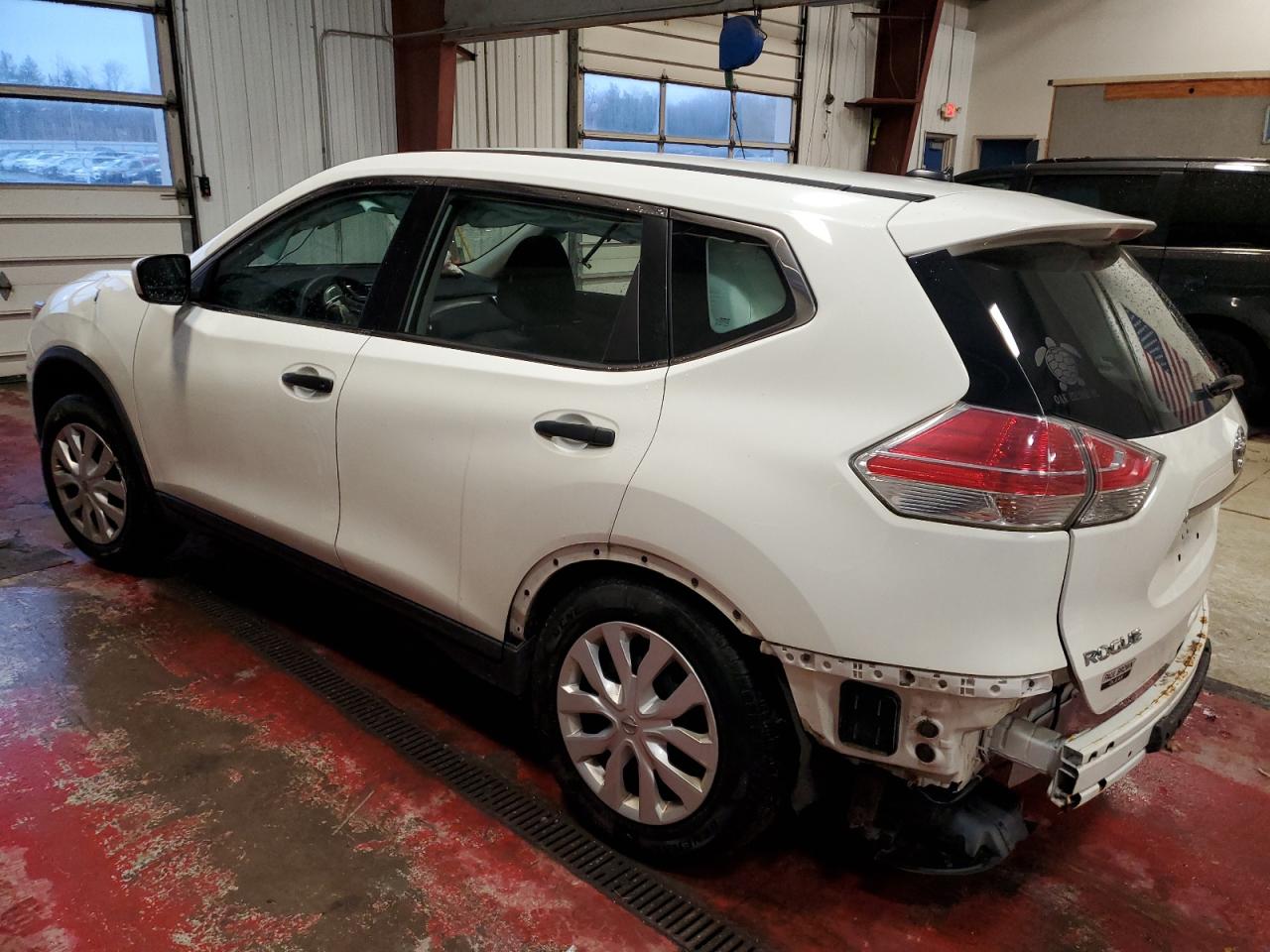 Image 2 of 2016 NISSAN ROGUE S 2016 with VIN KNMAT2MV8GP669549