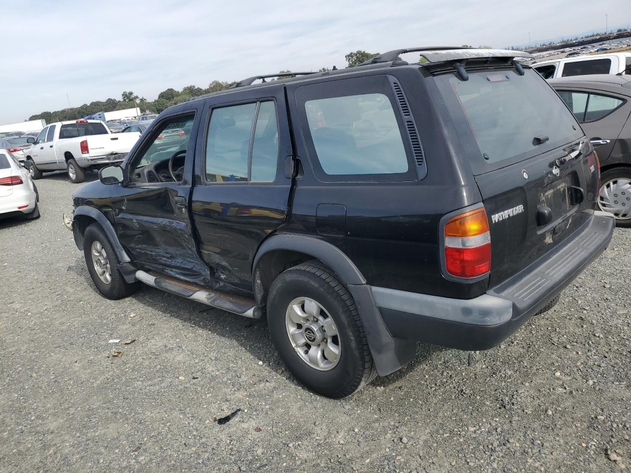 Изображение 2 1997 NISSAN PATHFINDER LE 1997 с VIN JN8AR05Y2VW161998