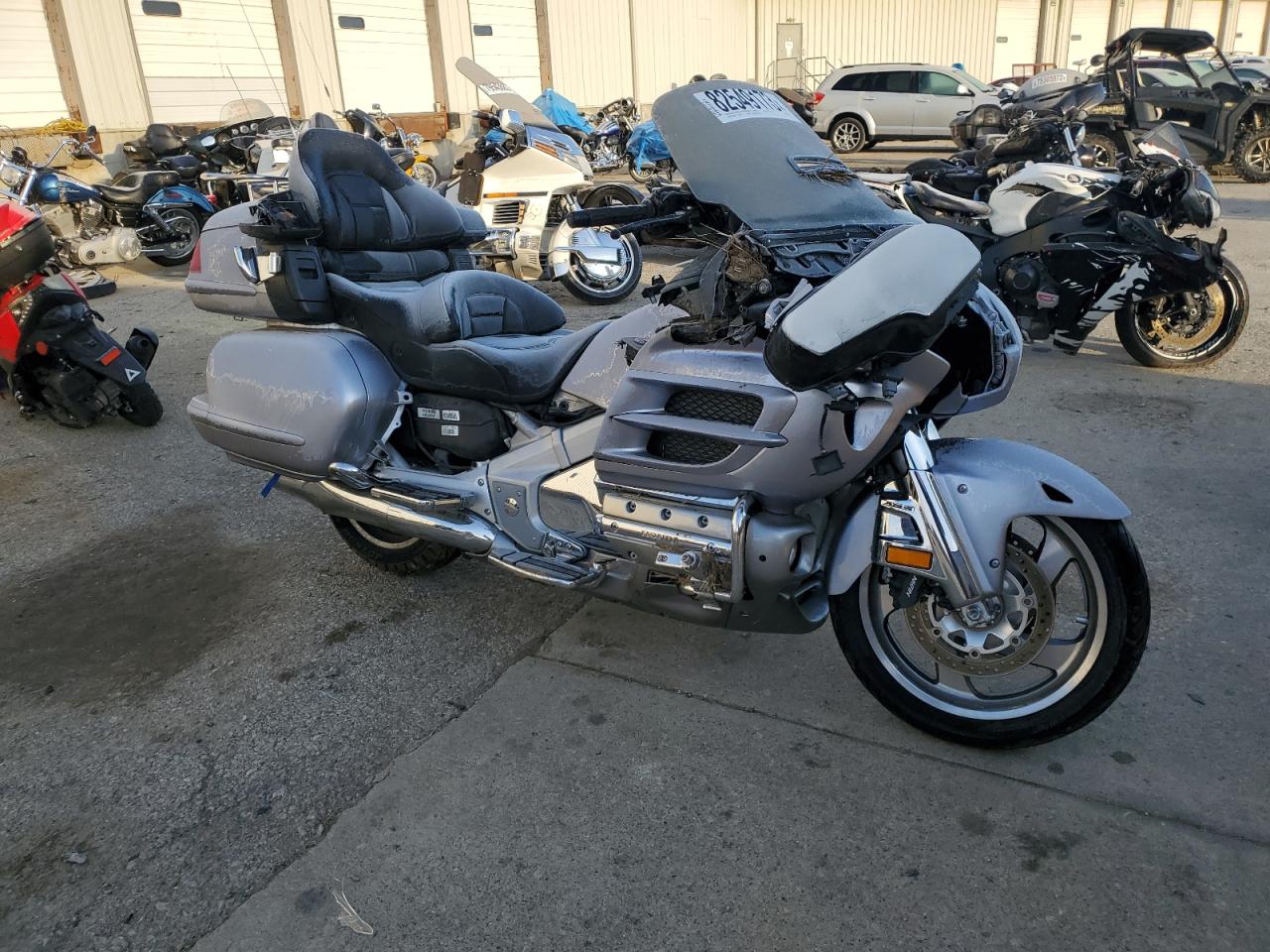 2009 HONDA GL1800 ABS 2009 image