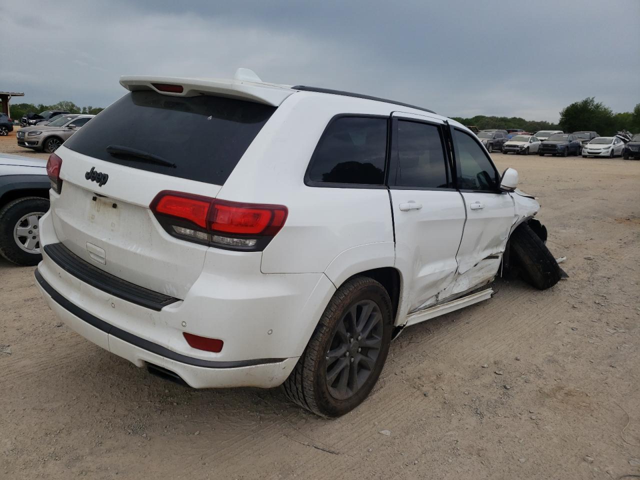 Изображение 3 Jeep Grand Cherokee Overland 2018 с VIN 1C4RJECG3JC109515