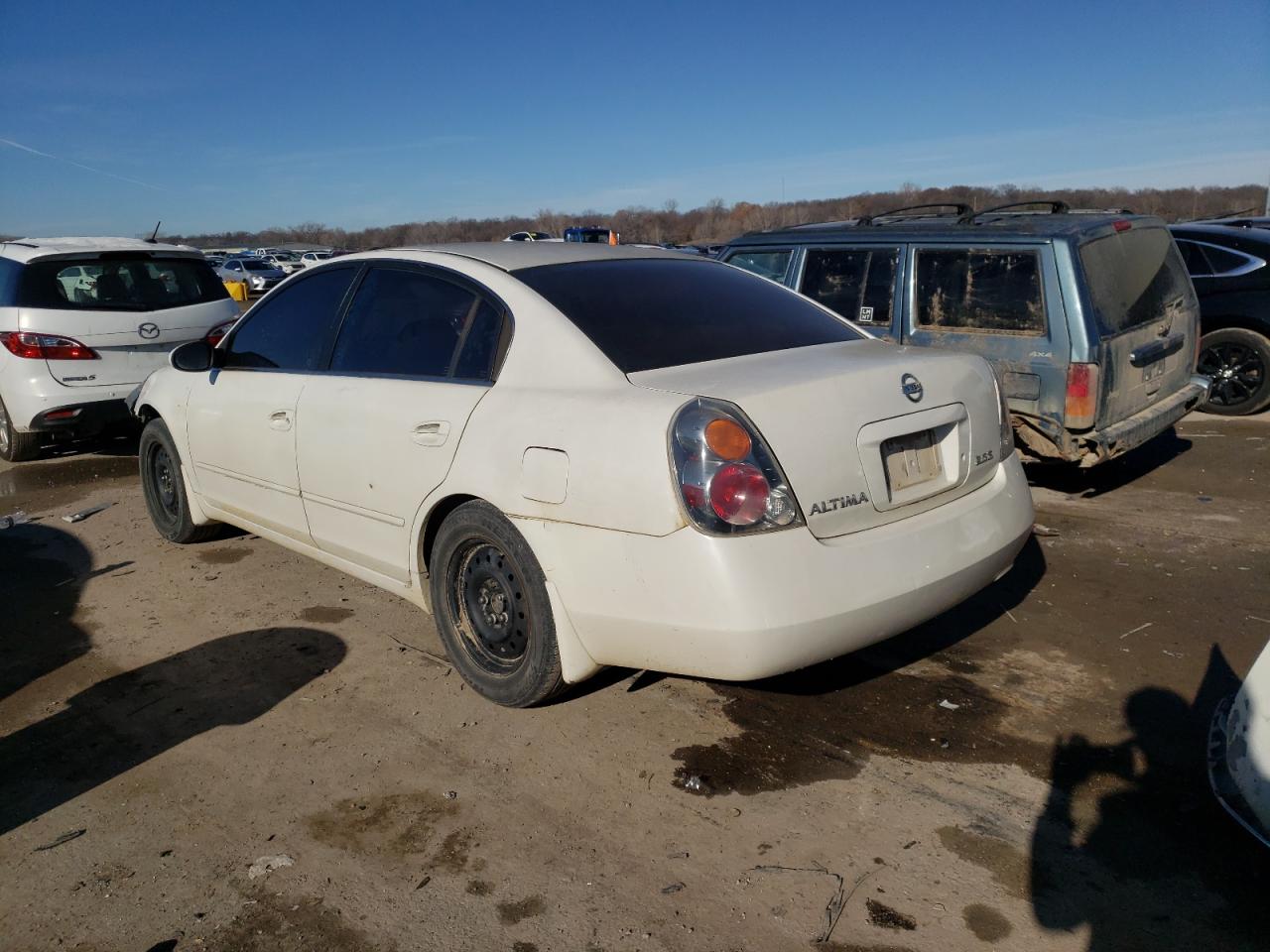 Image 2 of 2003 NISSAN ALTIMA BASE 2003 with VIN 1N4AL11D23C326698