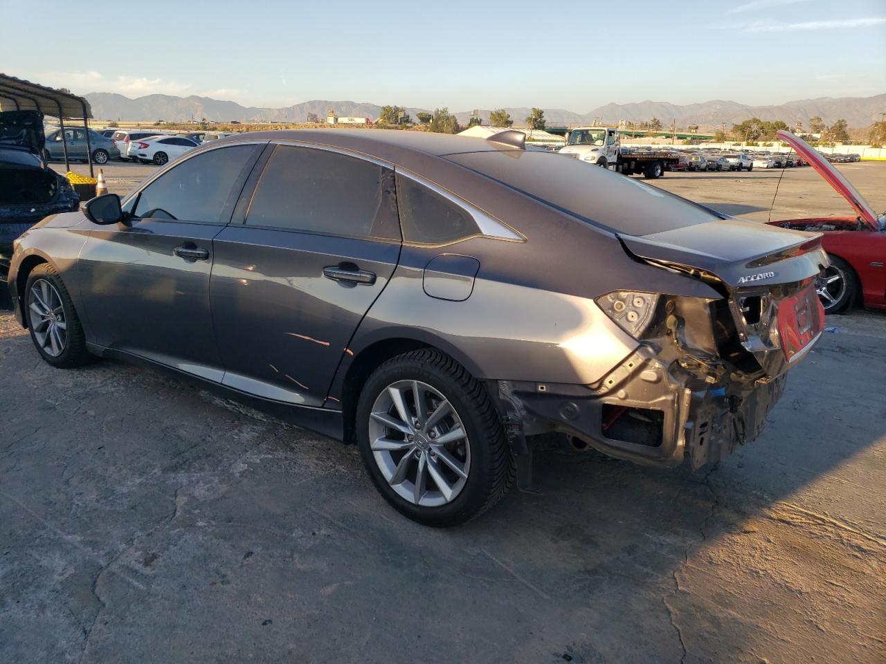 Obraz 2 z 2021 HONDA ACCORD LX 2021 z VIN 1HGCV1F12MA020983