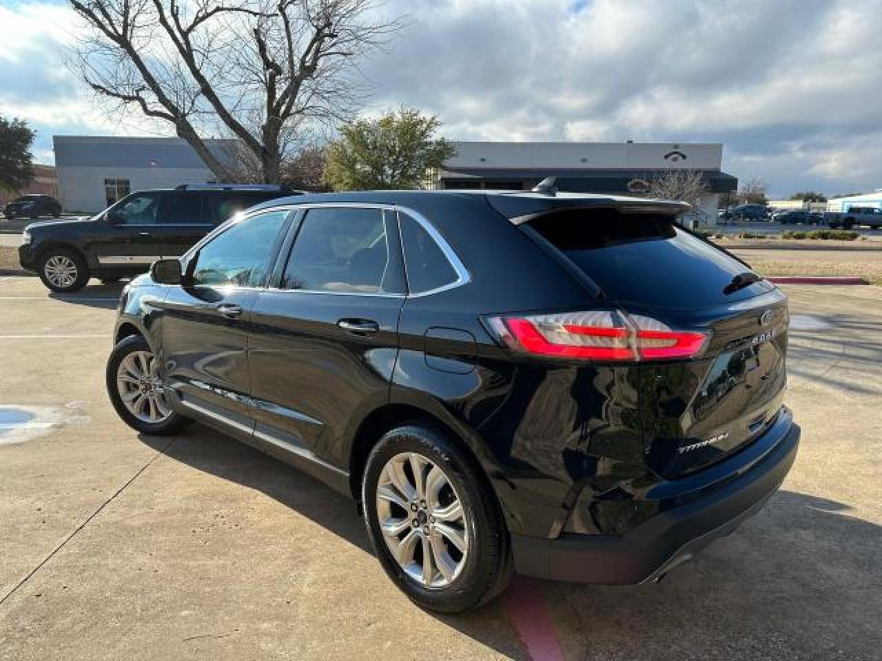 Изображение 3 2022 FORD EDGE TITANIUM 2022 с VIN 2FMPK4K92NBB06186