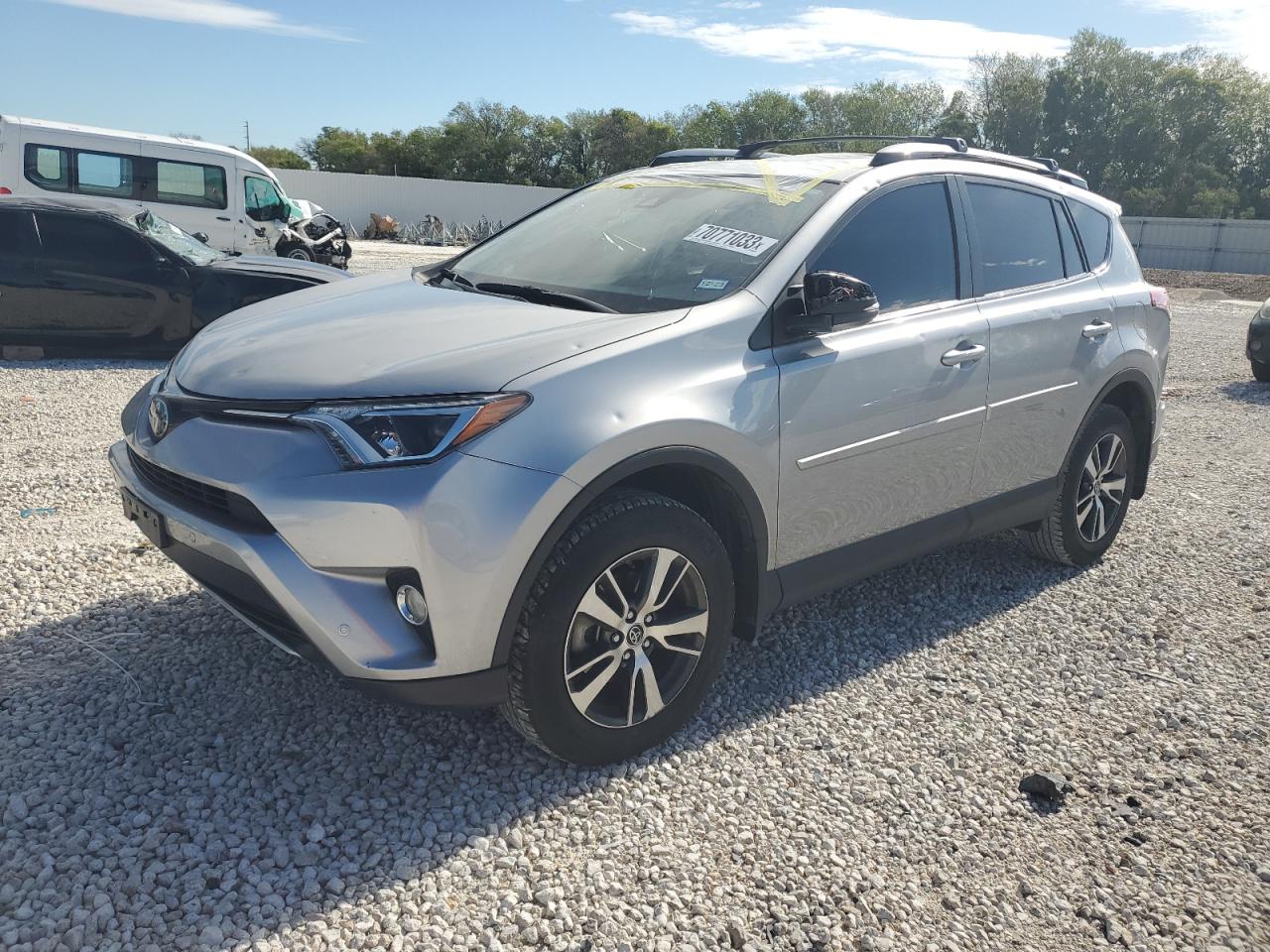 Image 1 of 2018 TOYOTA RAV4 ADVENTURE 2018 with VIN JTMWFREV0JD132753
